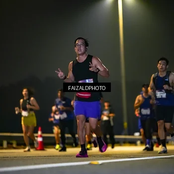 Runner Photo 7483575
