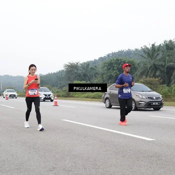 Runner Photo 7483578