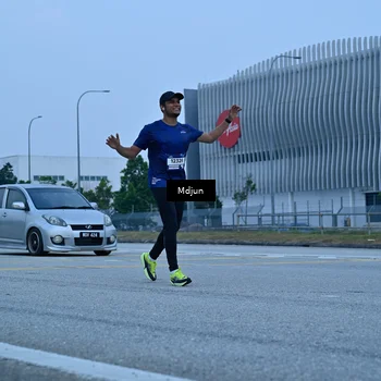 Runner Photo 7483597