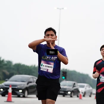 Runner Photo 7483601