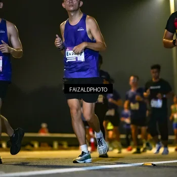 Runner Photo 7483614