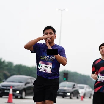 Runner Photo 7483615