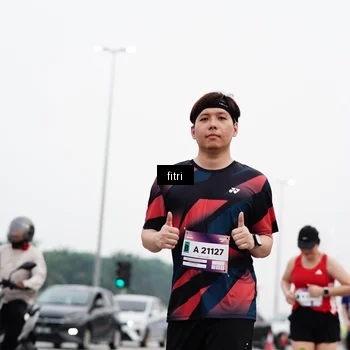 Runner Photo 7483616