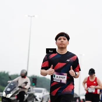 Runner Photo 7483617