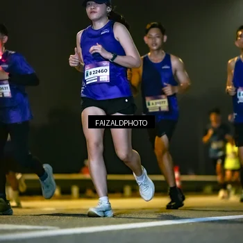 Runner Photo 7483625