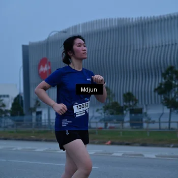 Runner Photo 7483675