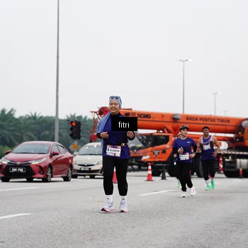 Runner Photo 7483679