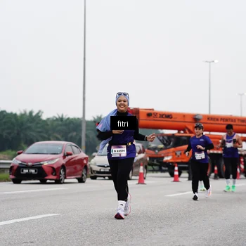 Runner Photo 7483681