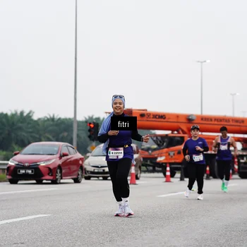 Runner Photo 7483683