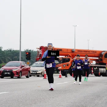 Runner Photo 7483686