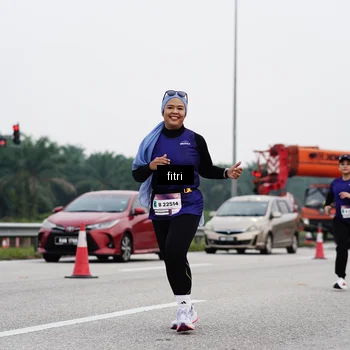 Runner Photo 7483710