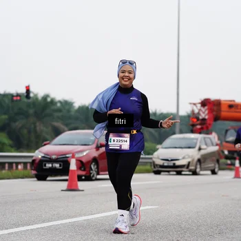 Runner Photo 7483711
