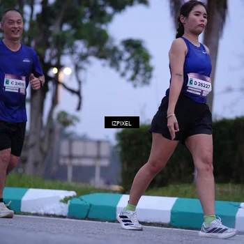 Runner Photo 7483719