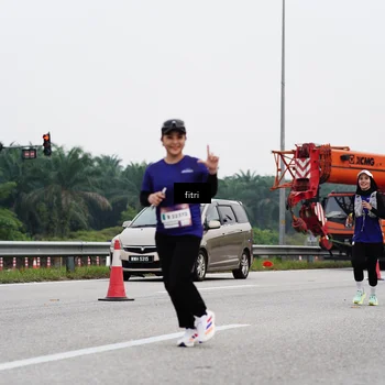 Runner Photo 7483728