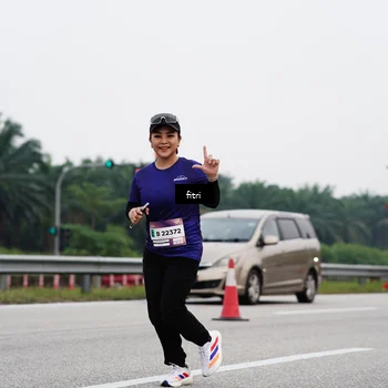 Runner Photo 7483729