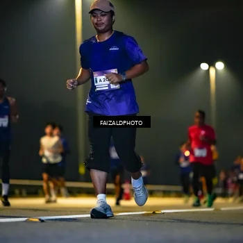 Runner Photo 7483754