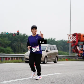 Runner Photo 7483766
