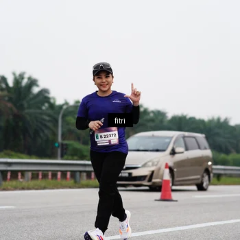 Runner Photo 7483768