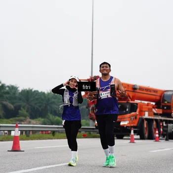 Runner Photo 7483775