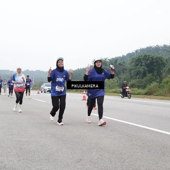 Runner Photo 7483787