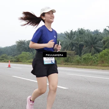 Runner Photo 7483789