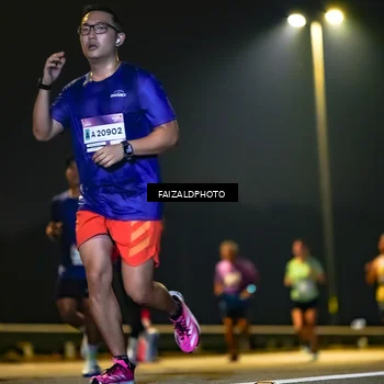 Runner Photo 7483819