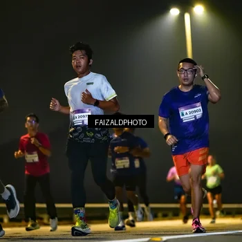 Runner Photo 7483836