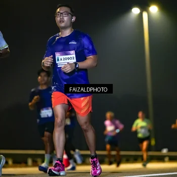 Runner Photo 7483838
