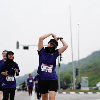 Runner Photo 7483843