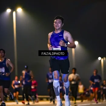 Runner Photo 7483865