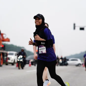 Runner Photo 7483867