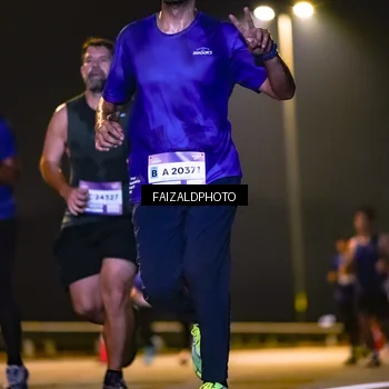 Runner Photo 7483875