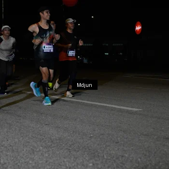 Runner Photo 7483879