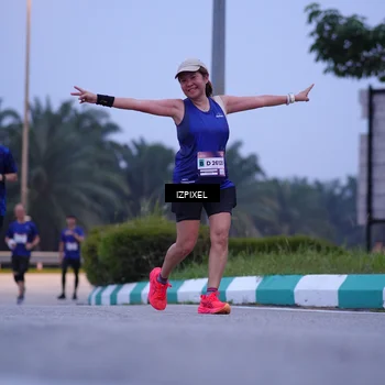 Runner Photo 7483890