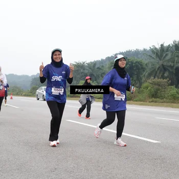 Runner Photo 7483892