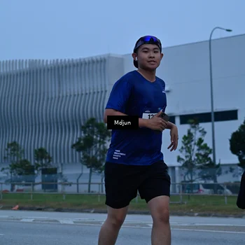 Runner Photo 7483896