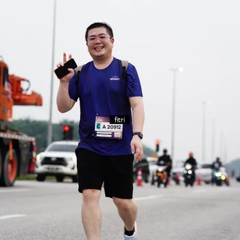 Runner Photo 7483901