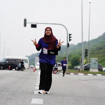 Runner Photo 7483916
