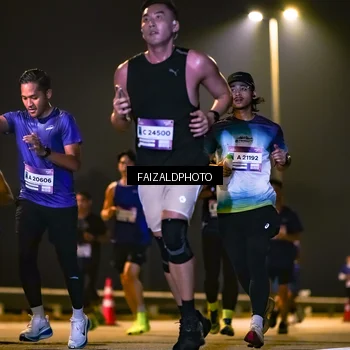 Runner Photo 7483925