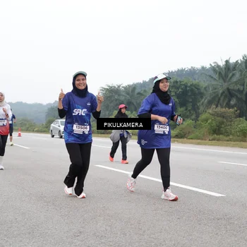 Runner Photo 7483937