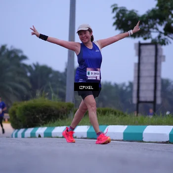 Runner Photo 7483944