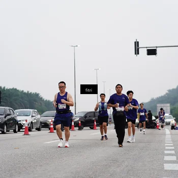 Runner Photo 7483959
