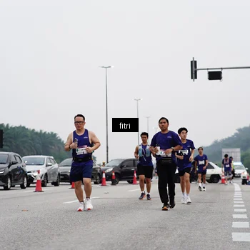 Runner Photo 7483968