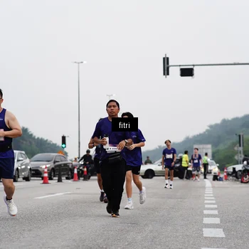 Runner Photo 7483987