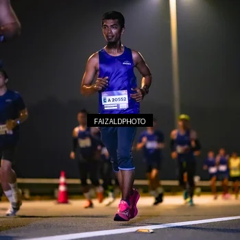 Runner Photo 7483988