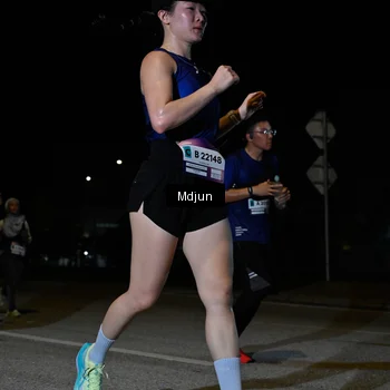Runner Photo 7483990