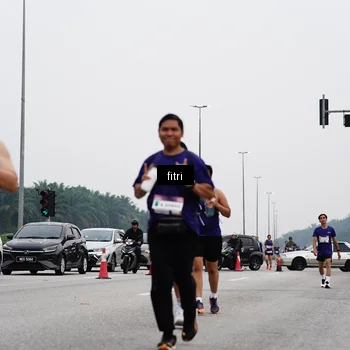 Runner Photo 7483996