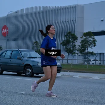 Runner Photo 7484008