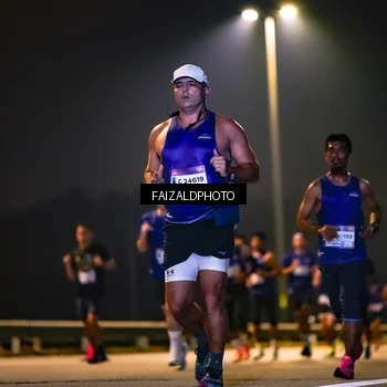 Runner Photo 7484010