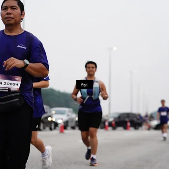 Runner Photo 7484028